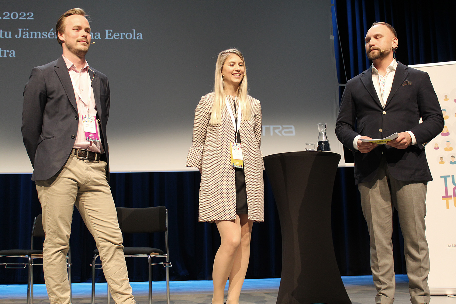 Joonas Leppänen (vas.), Elina Eerola ja Perttu Jämsén Sitrasta luotsasivat  turvallisuustapahtuman viimeisen keskustelun